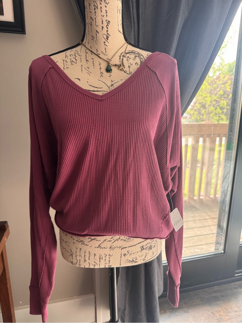 Free People Ribbed V-Neck Long Sleeve Top - Mauve new with tags